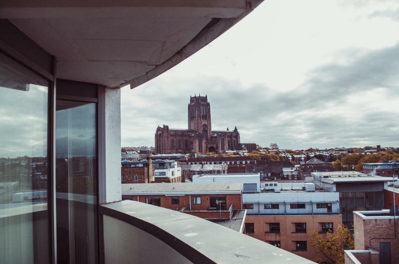 Serviced Apartment In Liverpool City Centre - Free Parking - Balcony - By Happy Days Zewnętrze zdjęcie