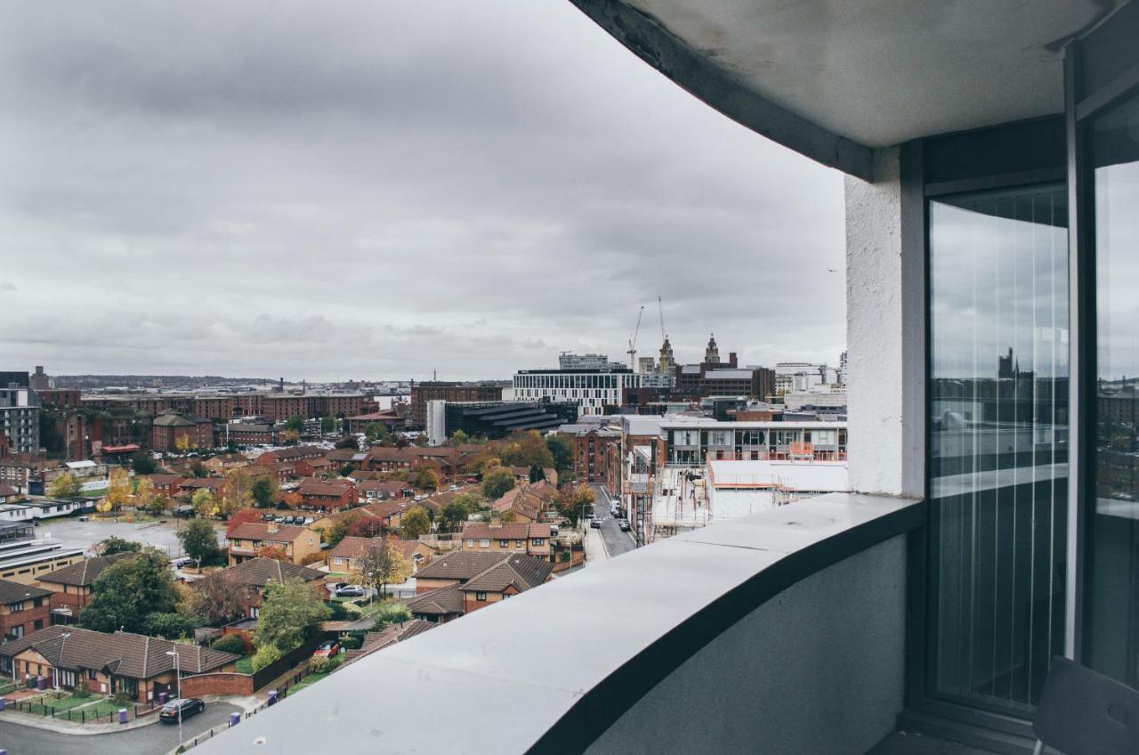 Serviced Apartment In Liverpool City Centre - Free Parking - Balcony - By Happy Days Zewnętrze zdjęcie